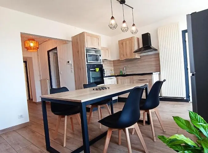 Apartment La Diligence De *